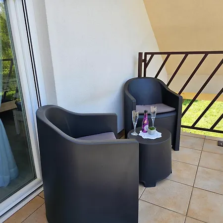 Hill Apartman Zirovnica