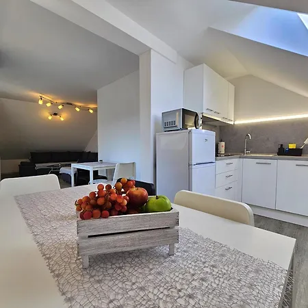 Hill Apartment