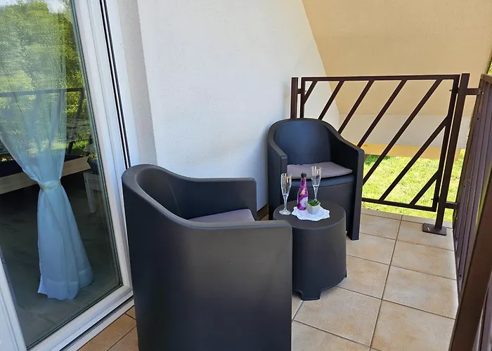 Hill Apartament Zirovnica