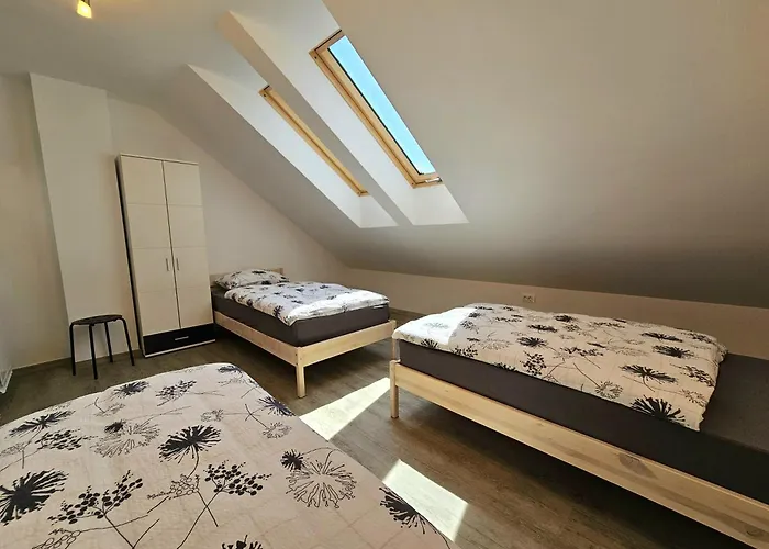 Apartament Hill Zirovnica